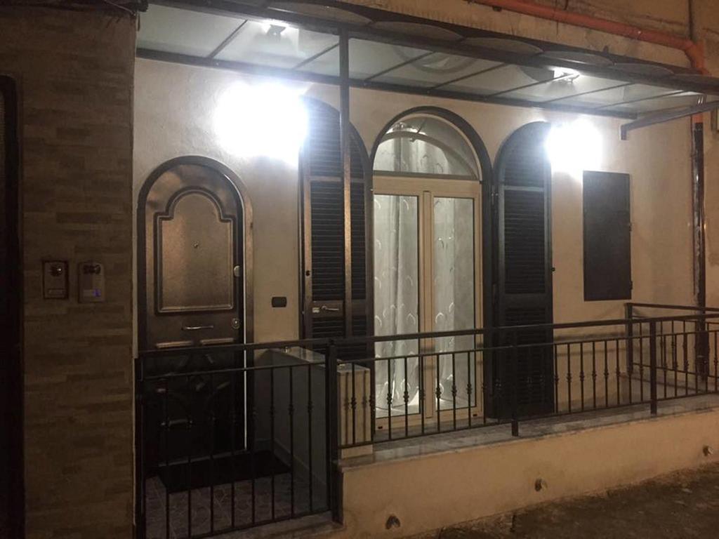 Casa Vacanze Sannazzaro 70 Неаполь Экстерьер фото